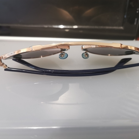 AUTHENTIC Dior so real sunglasses worn by many celebrities - Picture 6 of 12